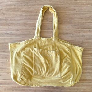 GILLIA Yellow Oversized Terry Towel Beach Bag